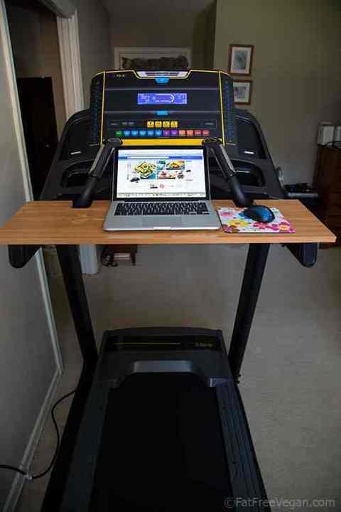 Treadmill_Desk_Laptop